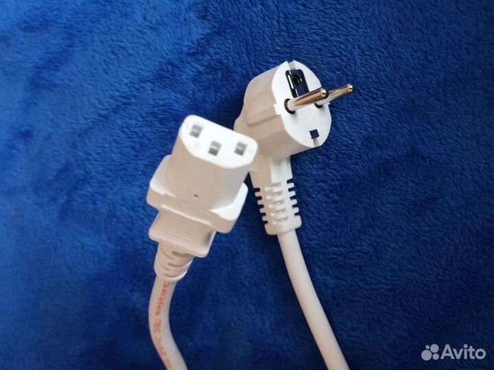 Провод питания для асика белый