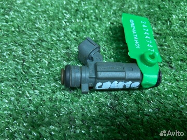 Форсунка топливная Kia Spectra