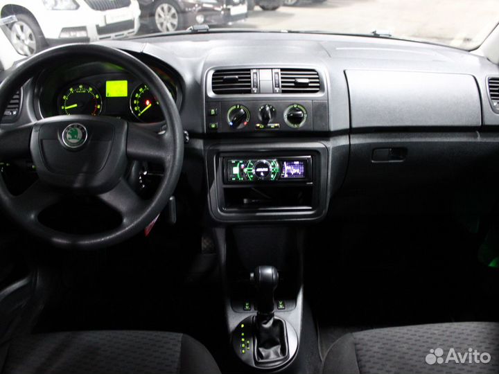 Skoda Fabia 1.6 AT, 2012, 97 979 км