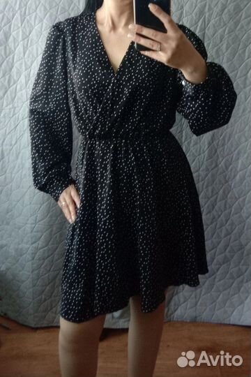 Платье в мелкий горошек 44 размер
