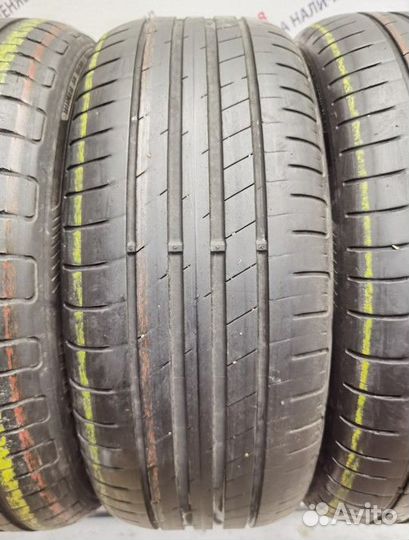 Goodyear EfficientGrip Performance 215/55 R16 97W