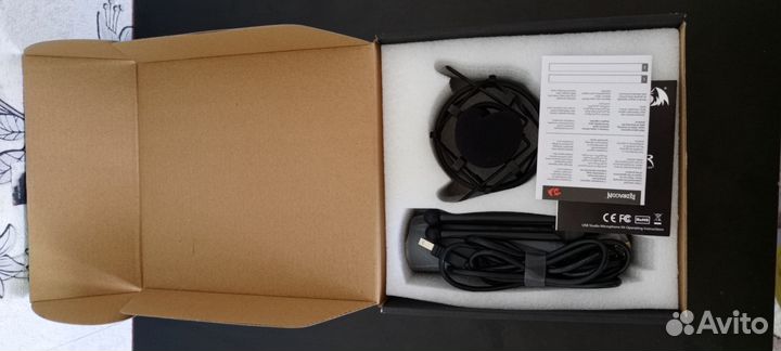 Микрофон с пантографом