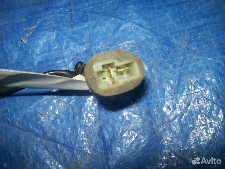 Датчик включения стоп-сигнала Hyundai Coupe RD2