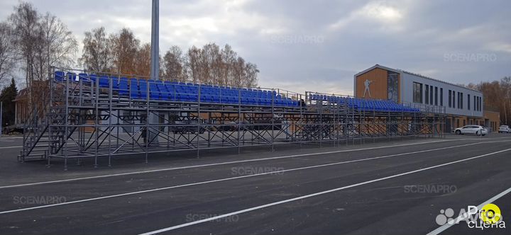 Трибуны на клиновом соединении