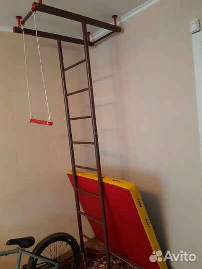 Детская шведская стенка