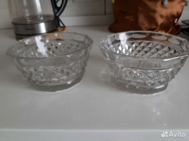 Хрустальная конфетница