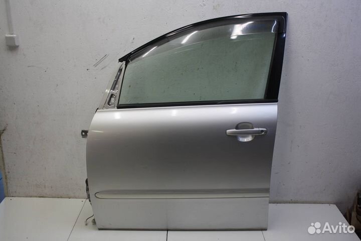 Дверь передняя левая Toyota Ipsum 2 ACM21W 2003