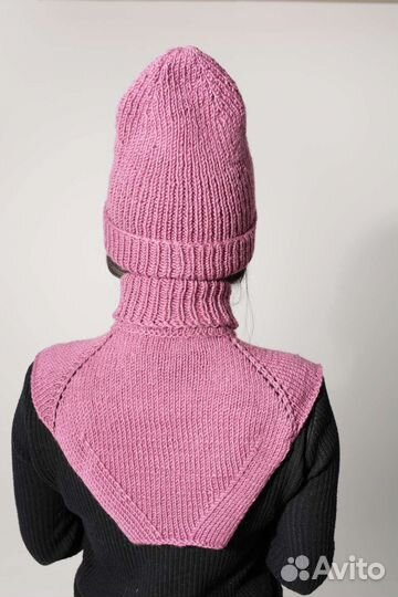 Шапка, манишка, рукавицывязаные