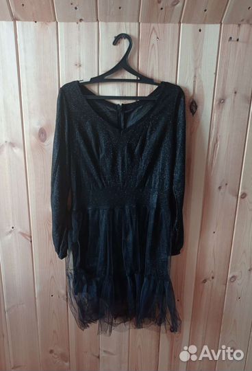 Вечернее платье 46 размера новое