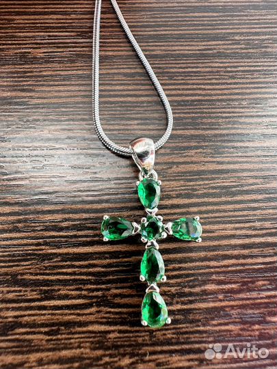 Серебряный кулон с цепочкой