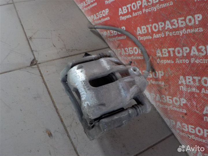 Суппорт передний правый LADA Vesta Sw Cross 21176