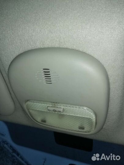 Плафон подсветки салона Пежо 207