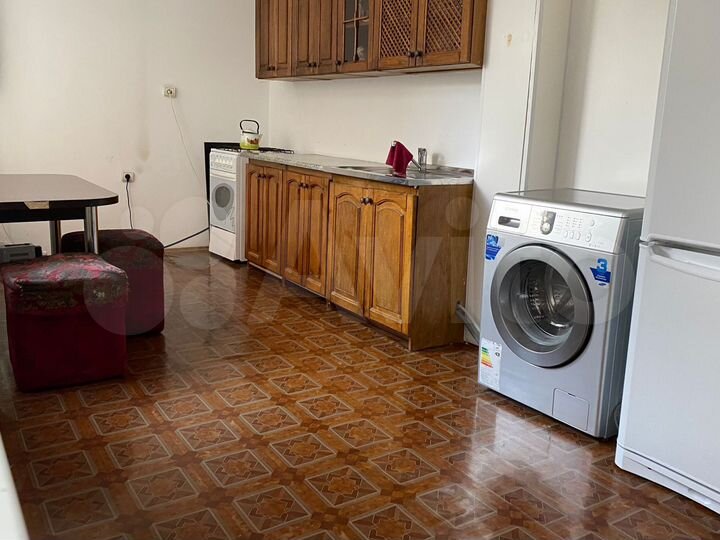 1-к. квартира, 45 м², 1/6 эт.