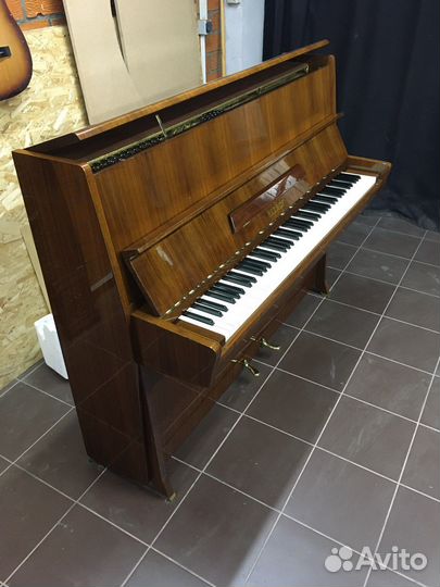 Пианино Petrof Classic