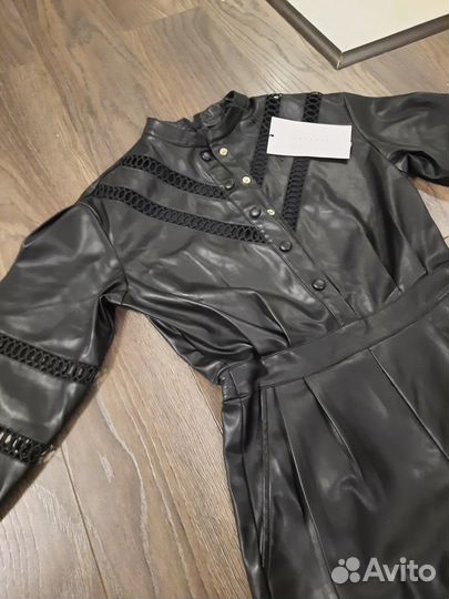 Комбинезон из экокожи