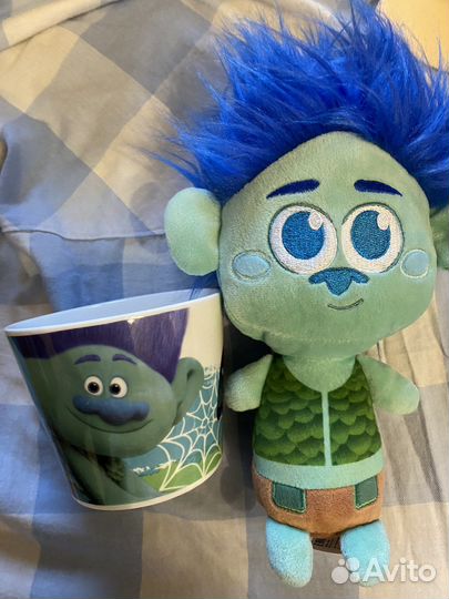 Игрушка в кружке магнит