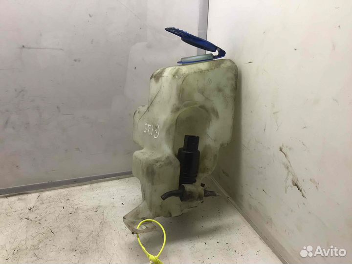 Бачок омывателя Volkswagen Golf Aus