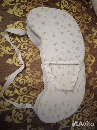 Подушечка для кормления новорожденных