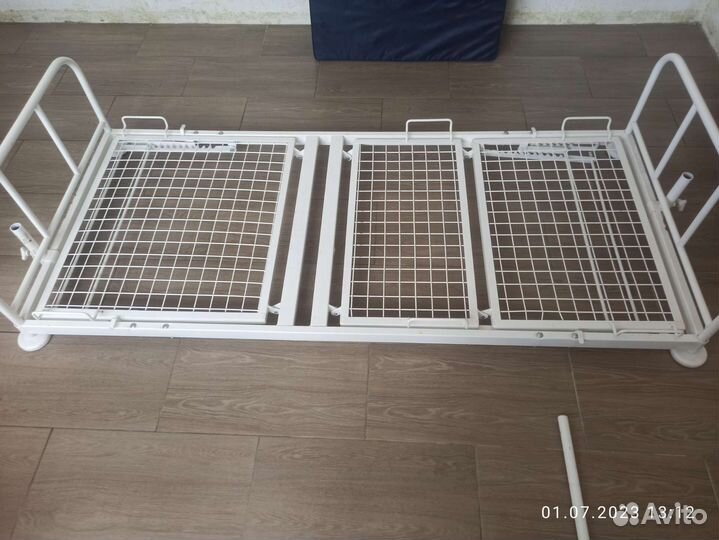 Медицинская кровать для лежачих больных бу