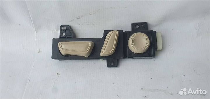 Блок кнопок Toyota Camry V70 2017