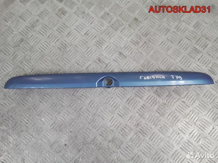 Накладка крышки багажника Mitsubishi Carisma DA