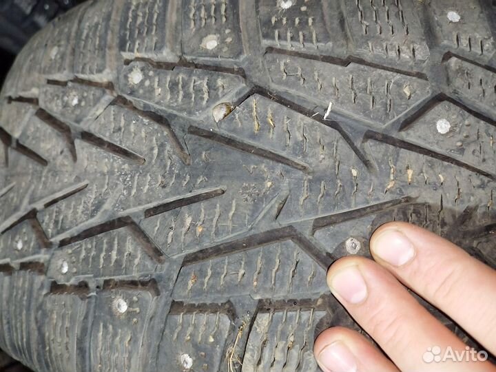 Nokian Tyres Hakkapeliitta 7 215/55 R17