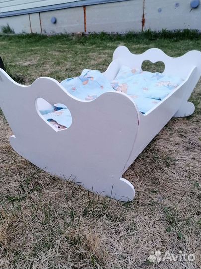 Кроватка кукольная