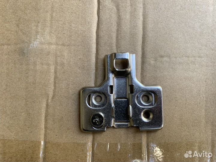 Петля накладная с доводчиком, быстросъёмная 3d