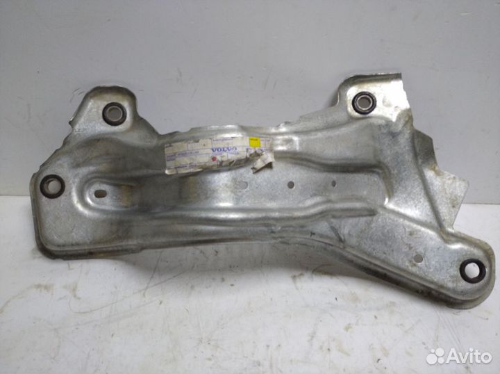 Кронштейн подвесного подшипника Ford Kuga 2008