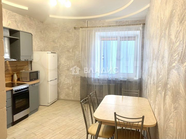 2-к. квартира, 68 м², 4/14 эт.