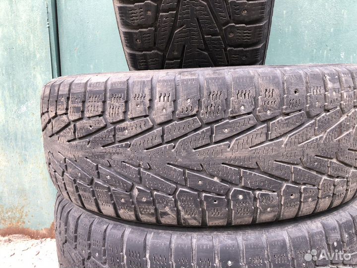 Nokian Tyres Hakkapeliitta 7 SUV 235/65 R17 108T