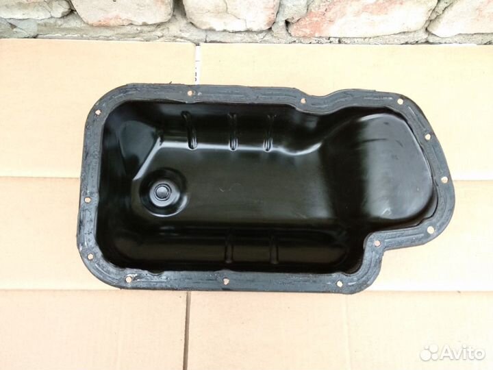 Поддон двигателя Пежо 206, 207, Партнёр 1.4 kfw