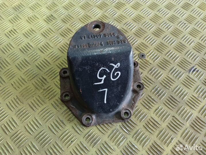 Кронштейн задней рессоры Man Tgl