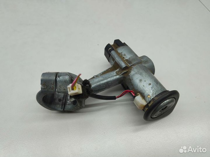 Замок зажигания комплект Nissan Lucino N15 1995 г