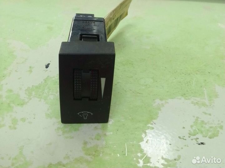 Кнопка освещения панели приборов Kia Venga YN G4FC