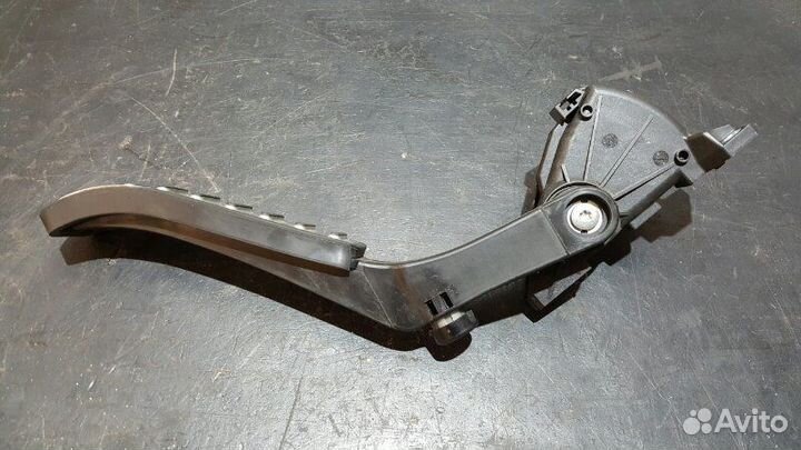 Педаль газа Porsche Cayenne 957 M48.01 08