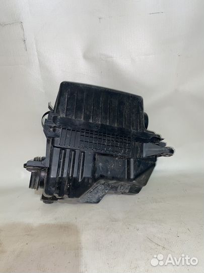 Hyundai Solaris 10- Корпус воздушного фильтра 536