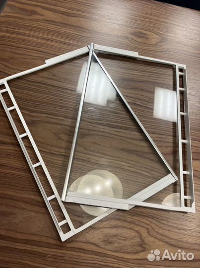 Полки и ящик для холодильника Bosch