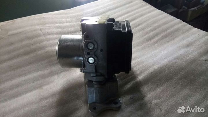 Блок ABS Honda Civic 2006-12 г.в