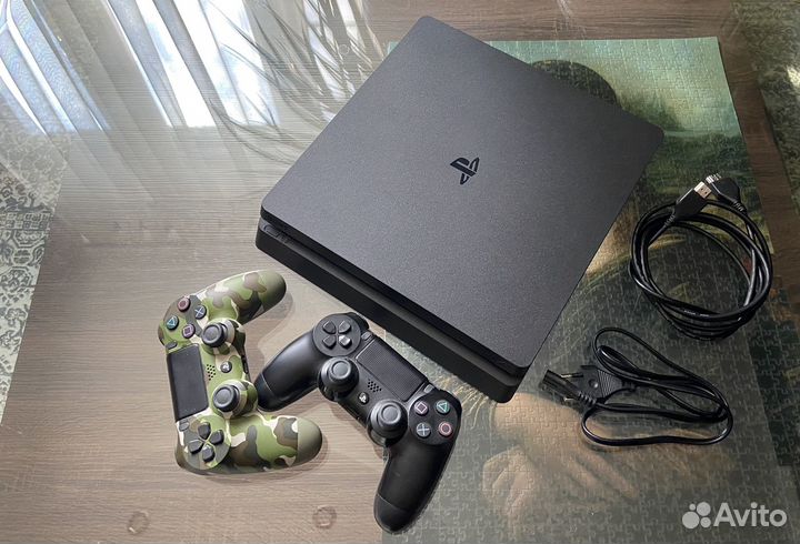Sony playstation 4 PS4 slim 1tb