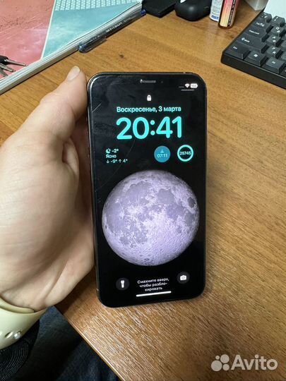 iPhone 11 Pro, 64 ГБ