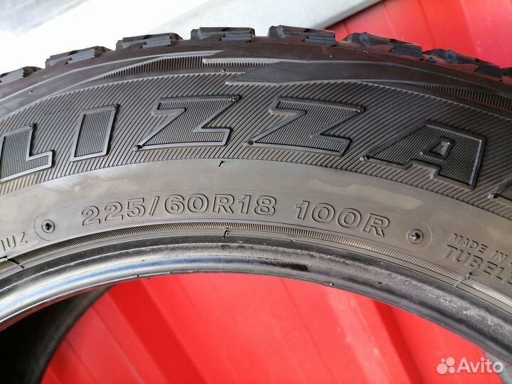 Bridgestone Blizzak DM-V1 225/60 R18