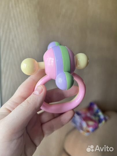 Развивающие игрушки для малышей пакетом