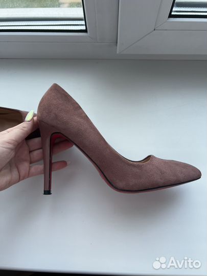 Туфли женские 39-40