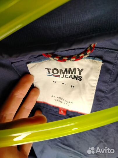 Ветровка Tommy Jeans