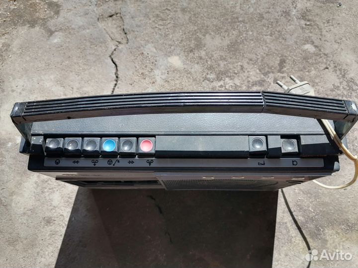 Магнитофон квазар М-303