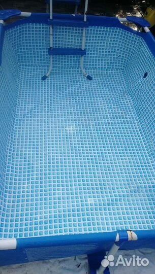 Каркасный бассейн intex