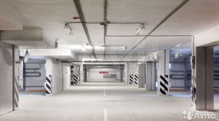 Машиноместо, 18 м²