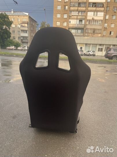 Спортивное сиденья