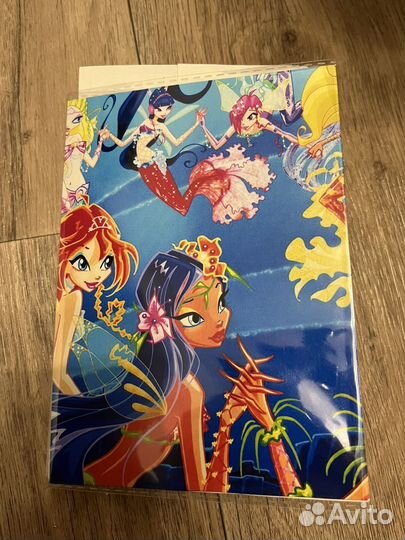 Альбом наклеек с винкс